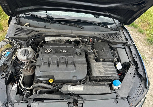 Volkswagen Passat cena 24900 przebieg: 280000, rok produkcji 2015 z Choszczno małe 352